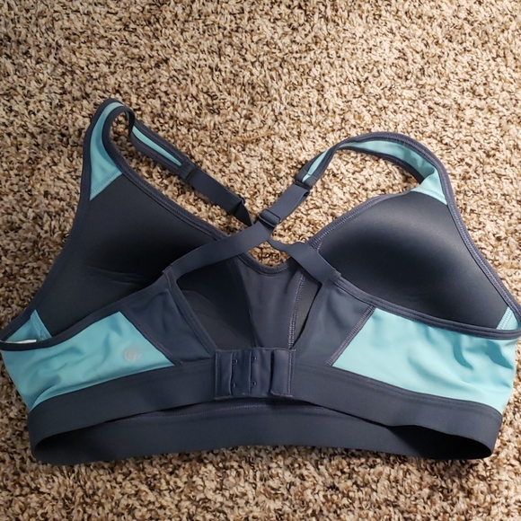 Bra - Picture 2 of 3